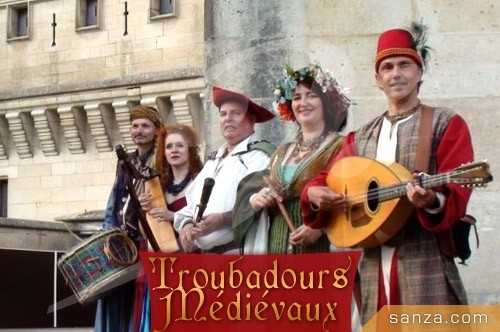 Troubadours Médiévaux | RueduSpectacle.com