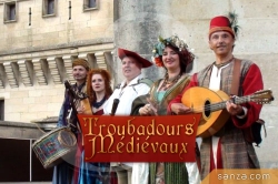 Troubadours Médiévaux | RueduSpectacle.com